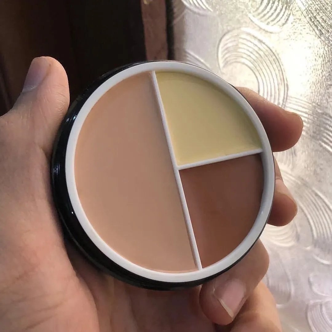 3 Color Red Star High Coverage Concealer Kit